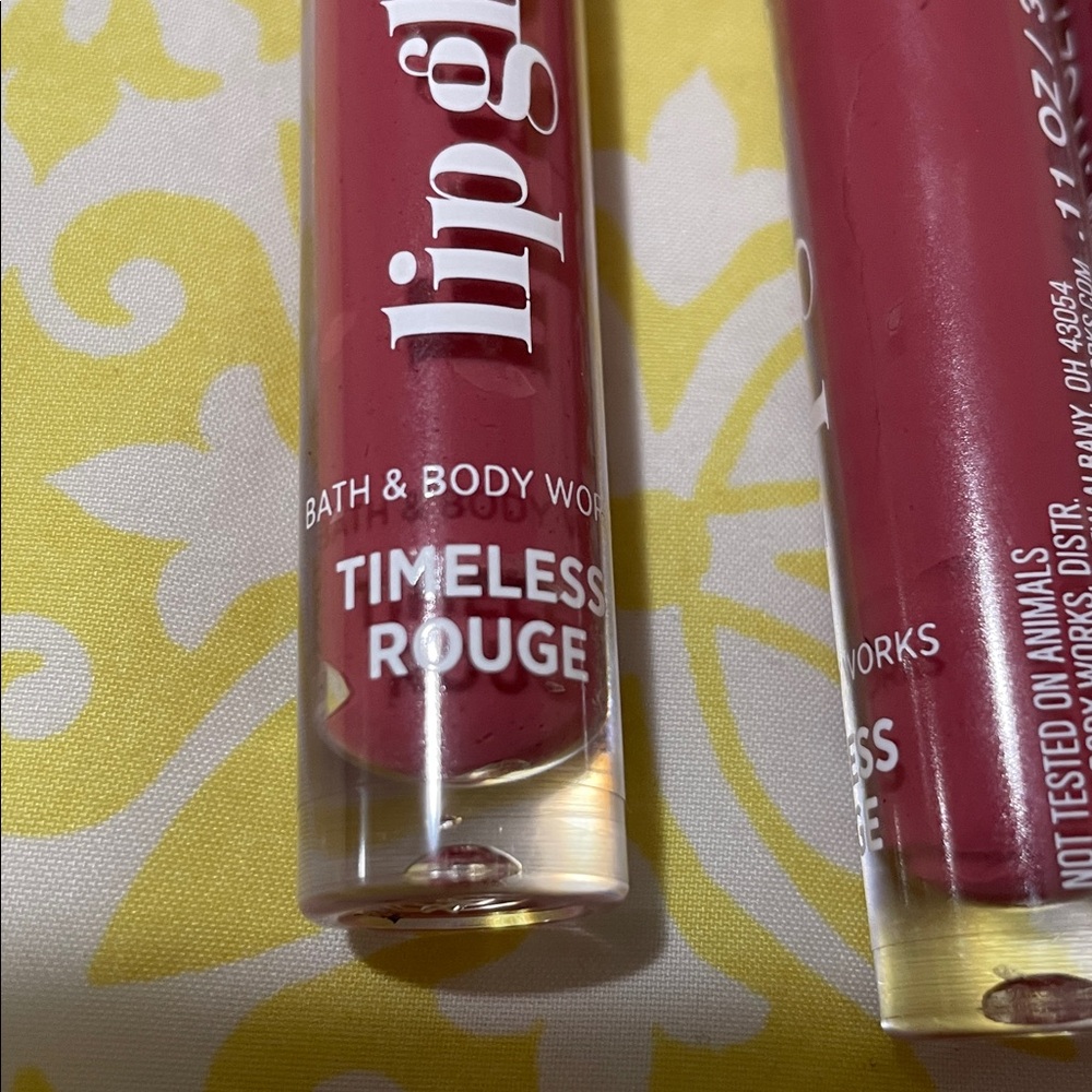 Bath & Body Works 4 Lip Gloss Bundle in Timeless Rouge Red NIP Best Price for 4! - Picture 2 of 5
